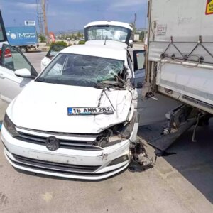 inegolde kaza surucu agir yarali W5JljBPZ