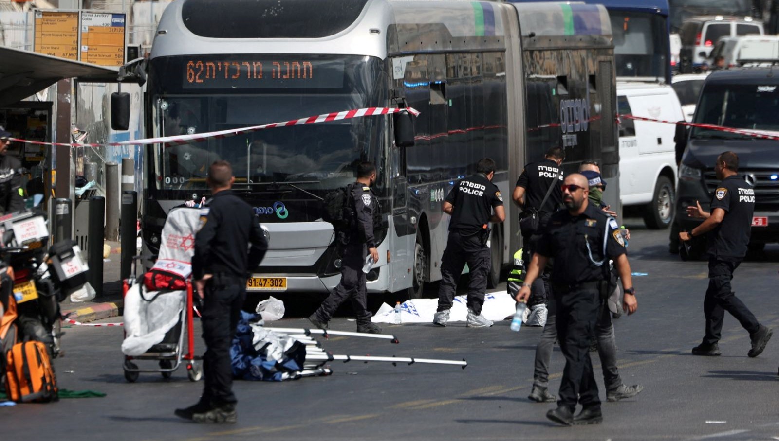 kuduste silahli saldiri en az 4 kisi oldu aCL6bB4K