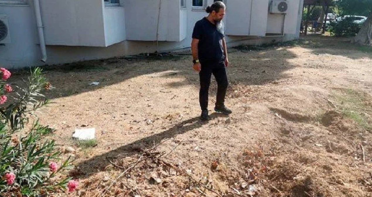 topraga gomulmustu 4 yil aradan sonra cikariliyor boyu tam 14 metre ZZrSWp5v