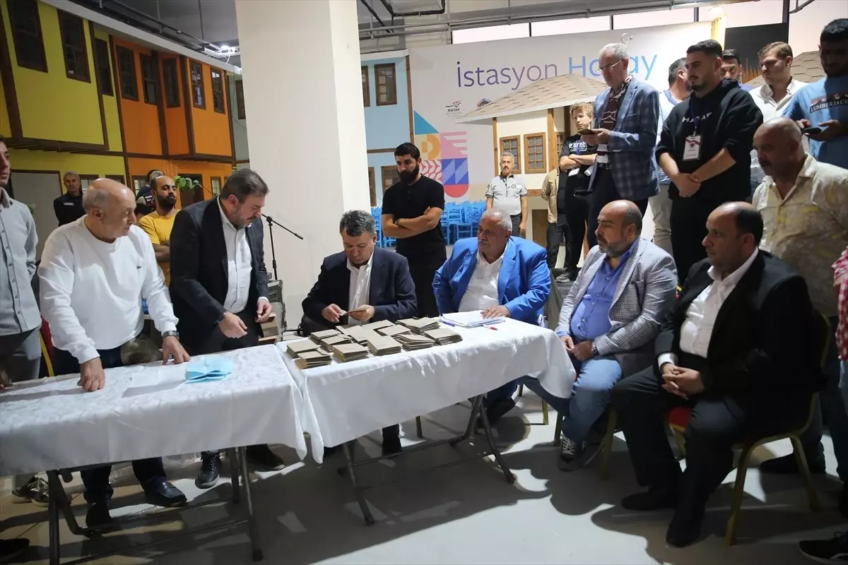 ethem cakir hataysporun yeni baskani FOIDxMGE.jpg