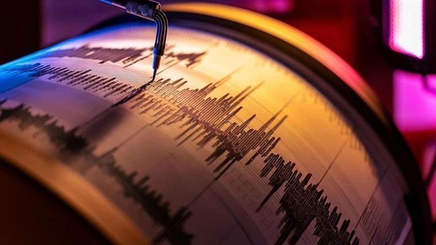 istanbulda deprem 17 kisi yaralandi uCDL7Aqu