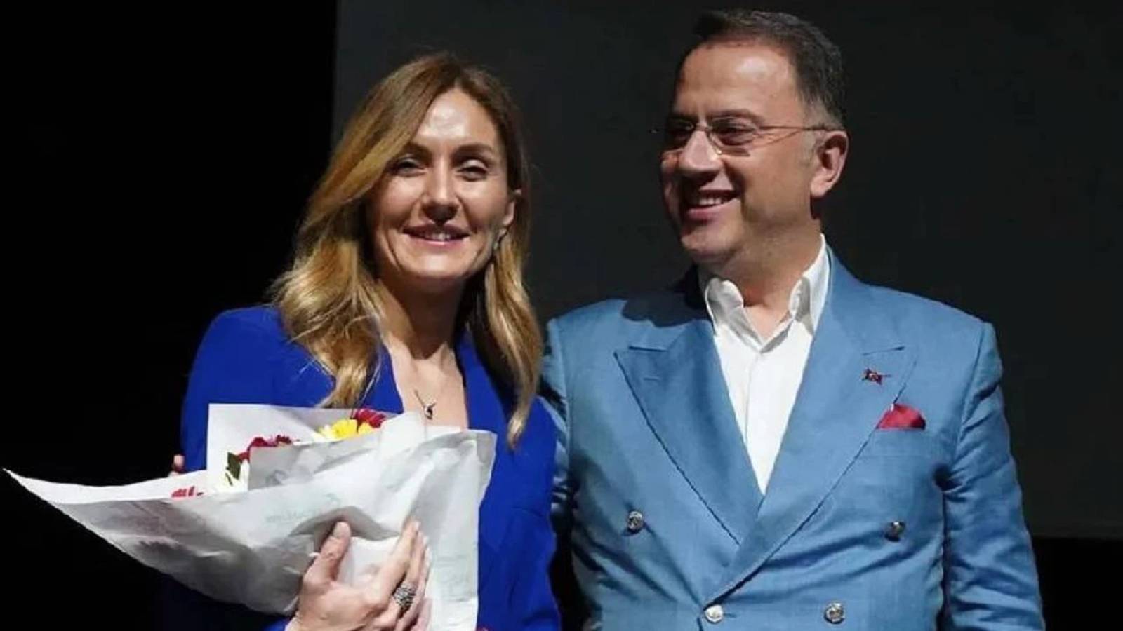 murat calik hayat arkadasim zehra ile evlilik yil donumumuz 207 gundur ayri dusmus olsak da kalbim her an sizinle seninle ve evlatlarimizla Dr52jcg9