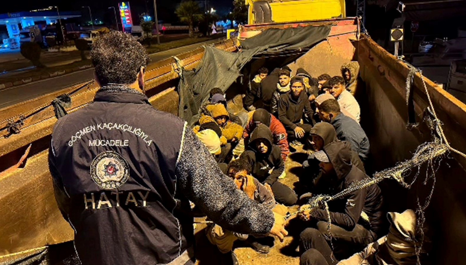 tirin dorsesinden gocmenler cikti ApuepVOg.jpg