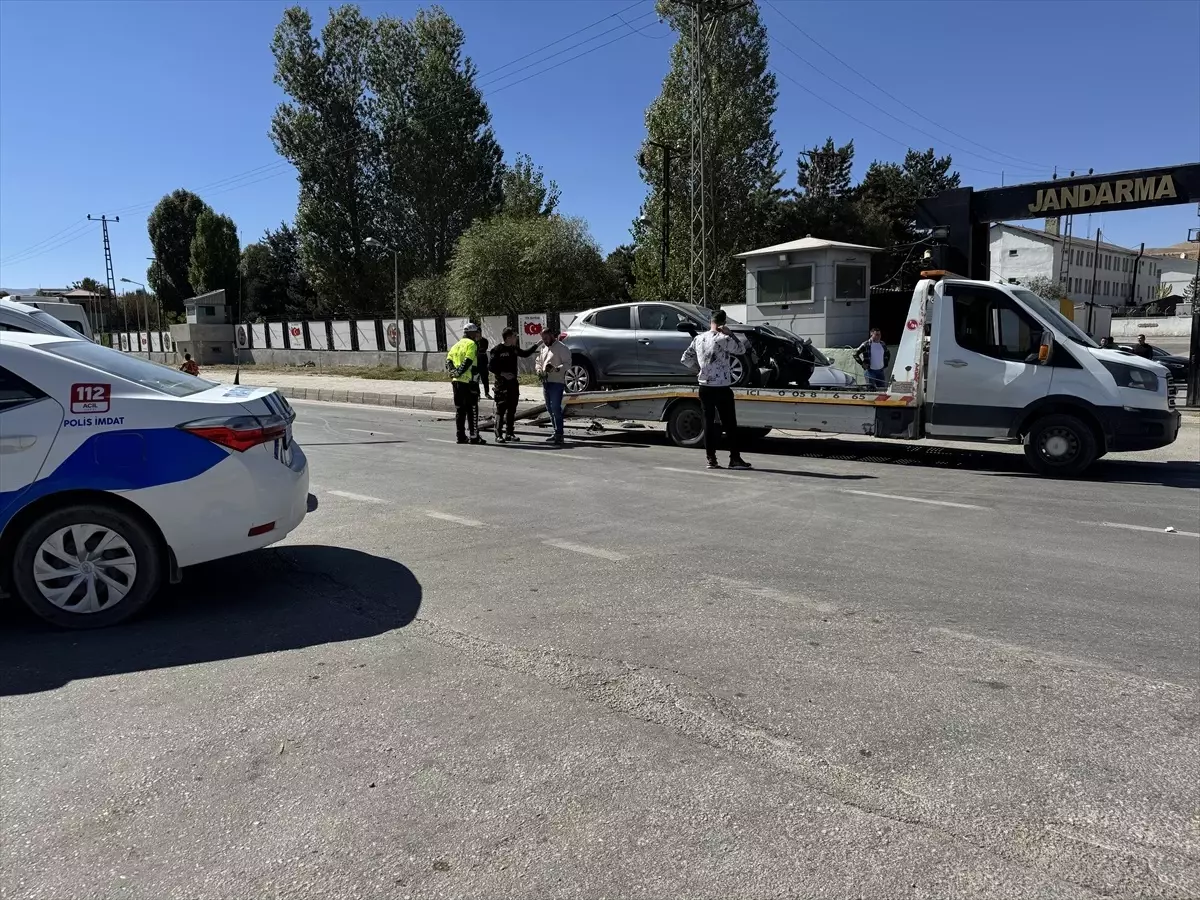 yuksekovada kaza 1 cocuk yaralandi 56vfuJ4h