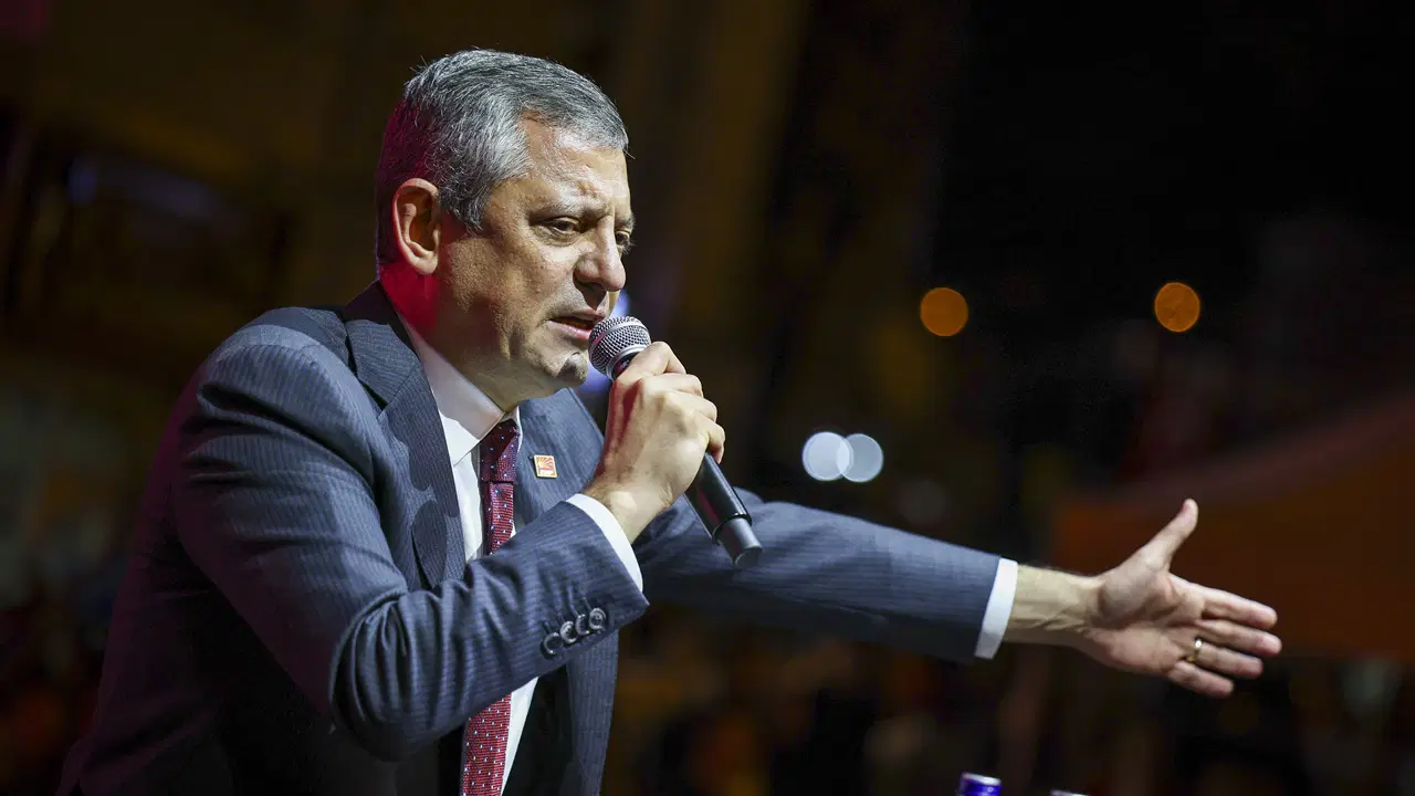 chpden umraniye cikarmasi ozgur ozelin akin gurleke verdigi sure doldu mitingde ne aciklayacak 5uhOBIVD.jpg