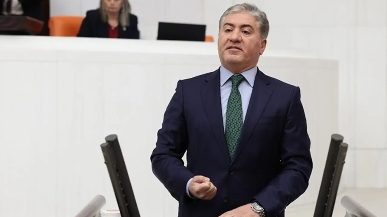 chpli emirden akin gurlek tepkisi elindeki tum dosyalardan el cektirmezse YsGJLbMz.jpg