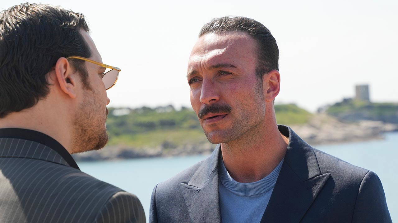 gorkem sevindik kadir baba roluyle gonulleri kazandi Mh3KcDjY.jpg