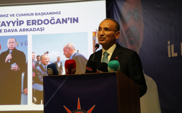 bekir-bozdagdan-erdoganin-yeniden-adayligi-hakkinda-aciklama-faPWGOVL.png