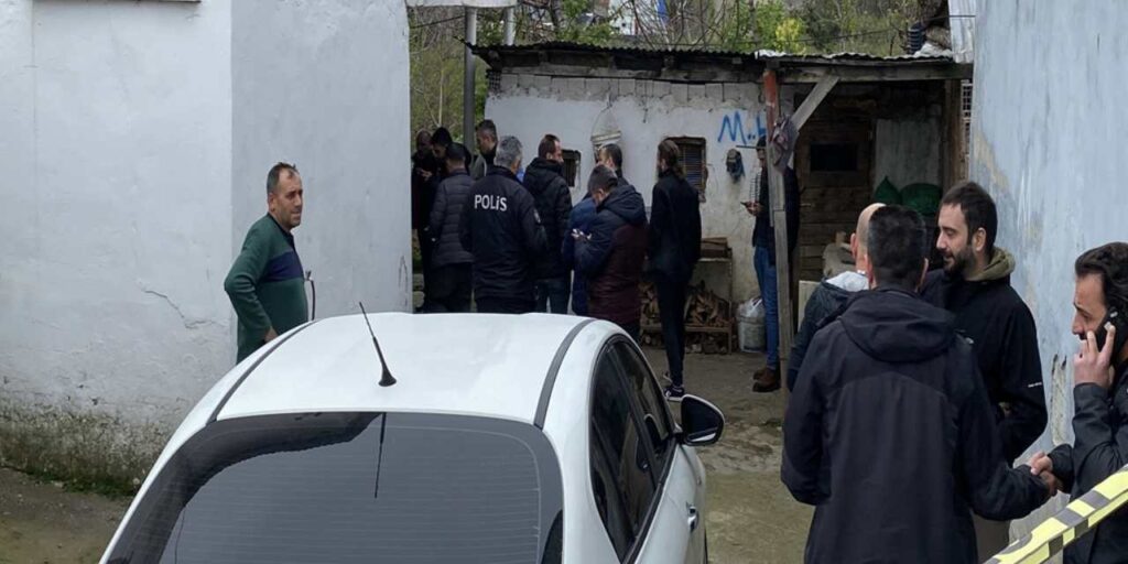 kumarbaz-evlat-annesini-oldurup-intihar-etti-wAZK6vAj