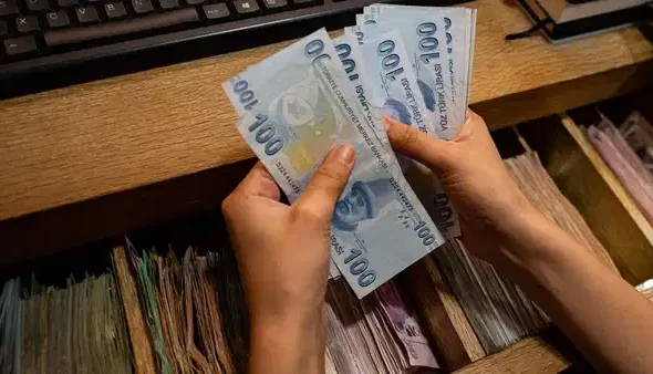 emekli-maasini-tasiyana-30-bin-tlye-varan-odeme-iste-en-yuksek-promosyon-veren-bankalar-77EhfBwK