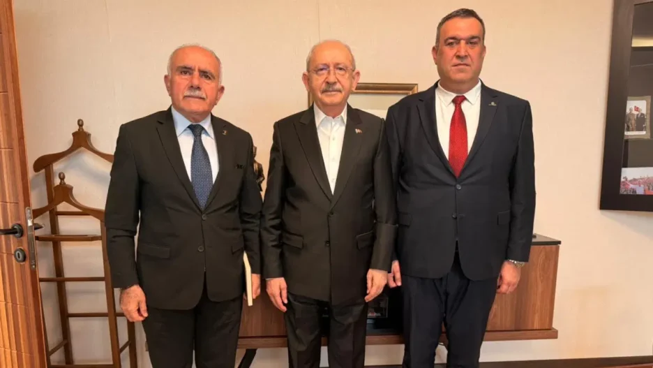 Kemal Kılıçdaroğlu’ndan Önemli Adım: Gürsel Tekin’in Ekibiyle Görüşme Gerçekleştirdi